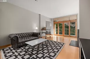 1130 NW 12th Ave, Portland, OR 97209 - Photo 12