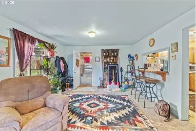 1266 S 14th St, Coos Bay, OR 97420 - Photo 6