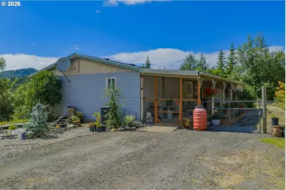 97733 Gravelford Ln, Myrtle Point, OR 97458 - Photo 4