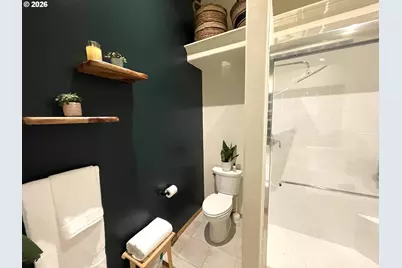 783 NW Thomas Ct, McMinnville, OR 97128 - Photo 18