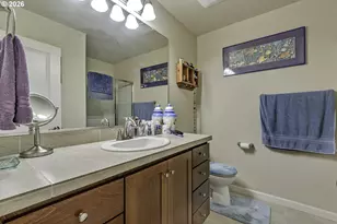 187 NE 80th Ave, Hillsboro, OR 97006 - Photo 24