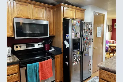 1890 37th St, Florence, OR 97439 - Photo 16