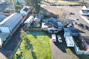 1890 37th St, Florence, OR 97439 - Photo 1