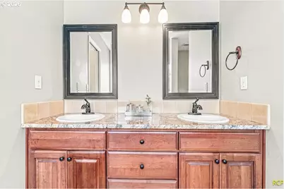10240 SW Wasco Way, Tualatin, OR 97062 - Photo 24