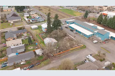 122 S 12th Ave, Cornelius, OR 97113 - Photo 6