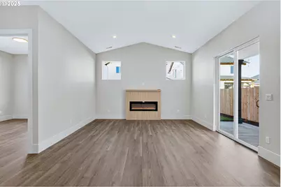 736 SE 35th St, Battle Ground, WA 98604 - Photo 12