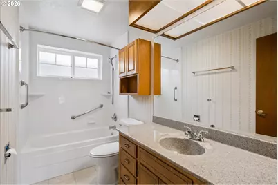 936 E 43rd Ave, Eugene, OR 97405 - Photo 22