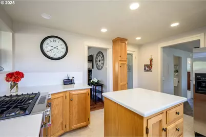 11795 NE Finn Hill Loop, Carlton, OR 97111 - Photo 32