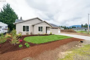 950 6th St, Lyons, OR 97358 - Photo 1