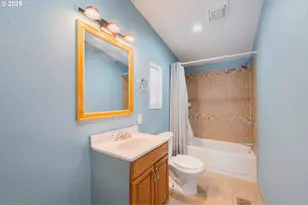 124 Carmel Dr, Aumsville, OR 97325 - Photo 16