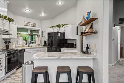 4935 S Centurian Ct, Salem, OR 97302 - Photo 14