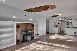 90136 Green Creek Rd, Deadwood, OR 97430 - Photo 14