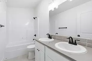 8665 SE Insley St, Portland, OR 97266 - Photo 18