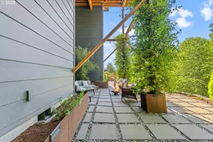 13655 SE Windflower Ln, Happy Valley, OR 97086 - Photo 18