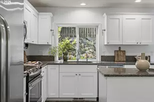14955 SE Stanhope Rd, Clackamas, OR 97015 - Photo 10