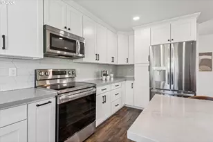 14410 NE Sacramento St, Portland, OR 97230 - Photo 6