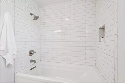 14410 NE Sacramento St, Portland, OR 97230 - Photo 22