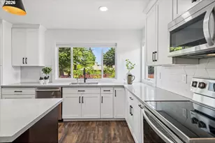 14410 NE Sacramento St, Portland, OR 97230 - Photo 10