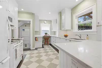 2241 NE 33rd Ave, Portland, OR 97212 - Photo 12