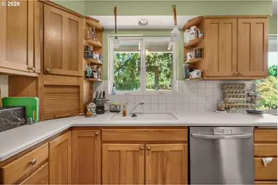 22225 SE Peggy Ann Dr, Damascus, OR 97089 - Photo 4