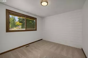 1066 NE 6th Dr, Hillsboro, OR 97124 - Photo 22