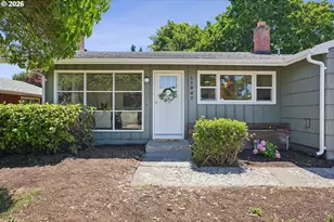 11942 NE Siskiyou St, Portland, OR 97220 - Photo 2