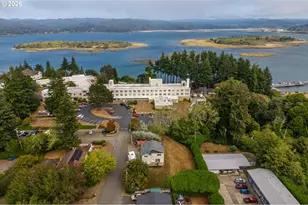 1005 Yew Ave, Coos Bay, OR 97420 - Photo 14