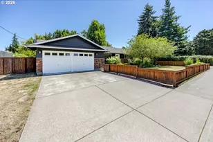 2219 19th St, Springfield, OR 97477 - Photo 2