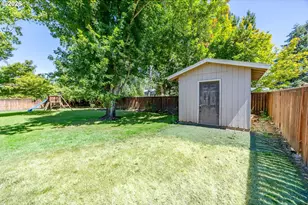 2219 19th St, Springfield, OR 97477 - Photo 38
