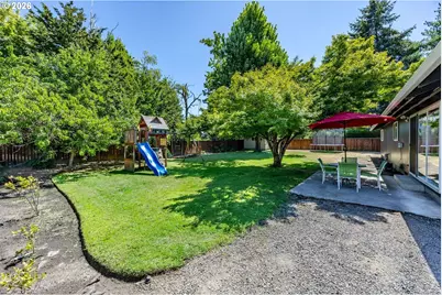 2219 19th St, Springfield, OR 97477 - Photo 28