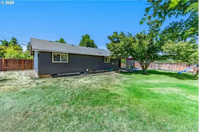 2219 19th St, Springfield, OR 97477 - Photo 32