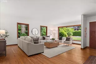 1710 SW Broadway Dr, Portland, OR 97201 - Photo 4