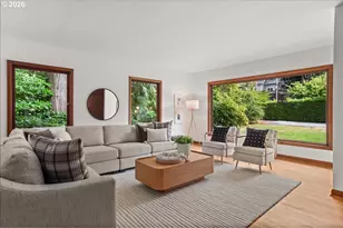 1710 SW Broadway Dr, Portland, OR 97201 - Photo 6