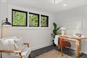 1710 SW Broadway Dr, Portland, OR 97201 - Photo 26