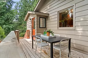 1710 SW Broadway Dr, Portland, OR 97201 - Photo 30