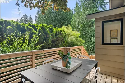 1710 SW Broadway Dr, Portland, OR 97201 - Photo 28