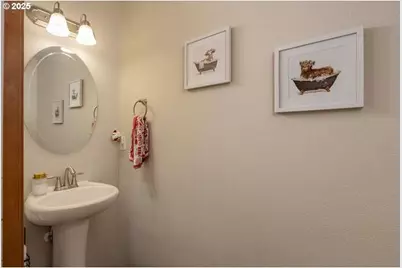 433 SW Pemberly Loop, McMinnville, OR 97128 - Photo 10