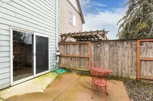 433 SW Pemberly Loop, McMinnville, OR 97128 - Photo 24