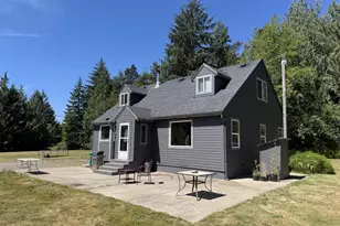 20285 Derrick Rd, Cloverdale, OR 97112 - Photo 16