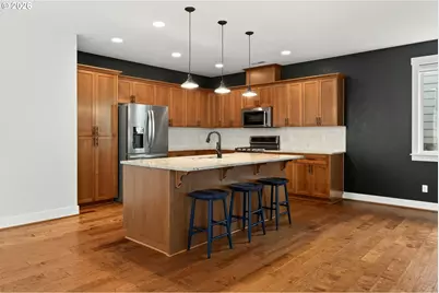 28537 Greenway Dr, Wilsonville, OR 97070 - Photo 4