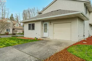 1022-1034 NE Lija Loop, Portland, OR 97211 - Photo 30