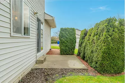 1022/1034 NE Lija Loop, Portland, OR 97211 - Photo 26