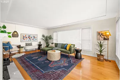 1805 NE Saratoga St, Portland, OR 97211 - Photo 4