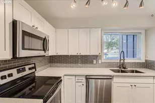 4 Touchstone, Lake Oswego, OR 97035 - Photo 6