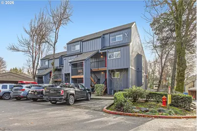 4 Touchstone #143, Lake Oswego, OR 97035 - Photo 1