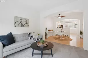 15400 SW Mallard Dr, Beaverton, OR 97007 - Photo 6