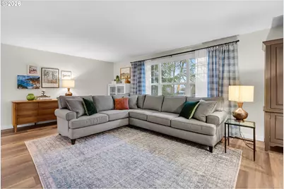 18370 Franklin Way, Gladstone, OR 97027 - Photo 6