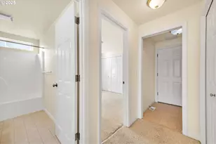 158 Mackin Ave, Eugene, OR 97404 - Photo 26