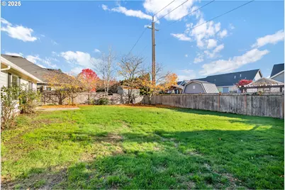 158 Mackin Ave, Eugene, OR 97404 - Photo 44