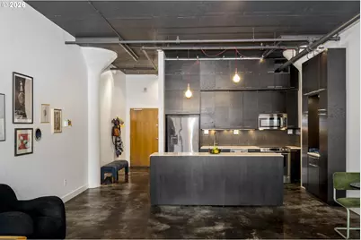 1314 NW Irving St #612, Portland, OR 97209 - Photo 6
